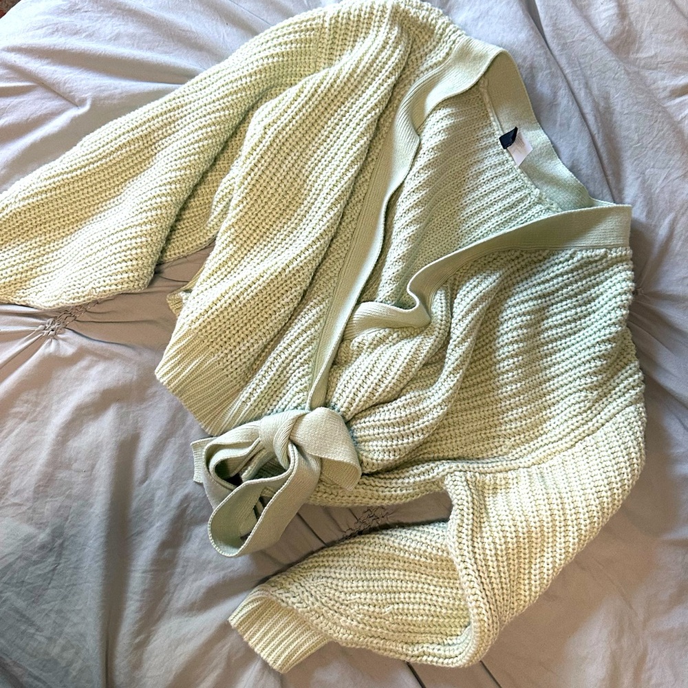 Green wrap sweater 💚
